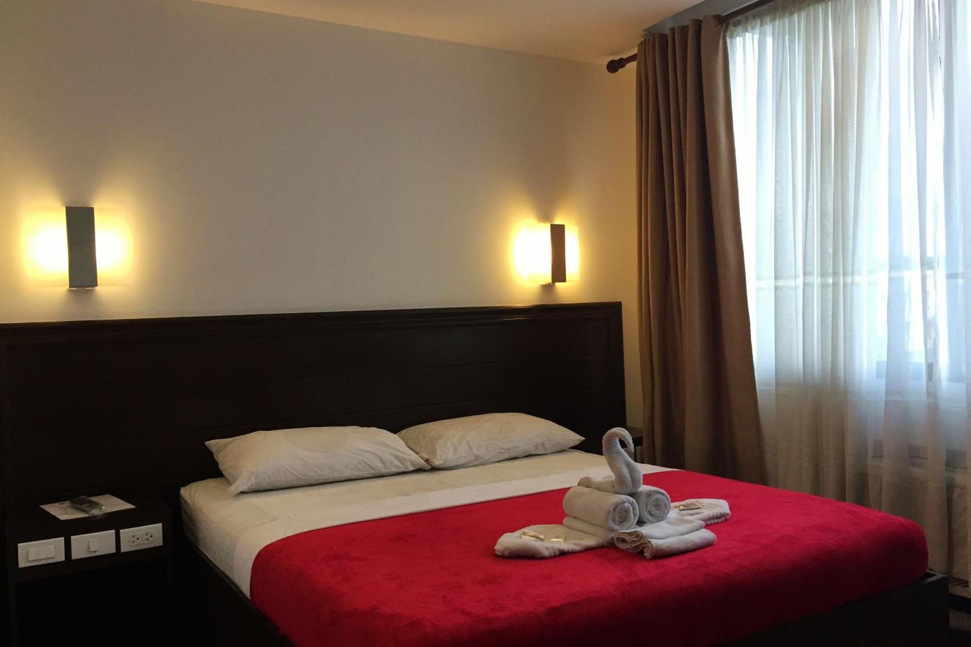 Pearli View Hotel Iloilo Powered By Cocotel Ruang foto