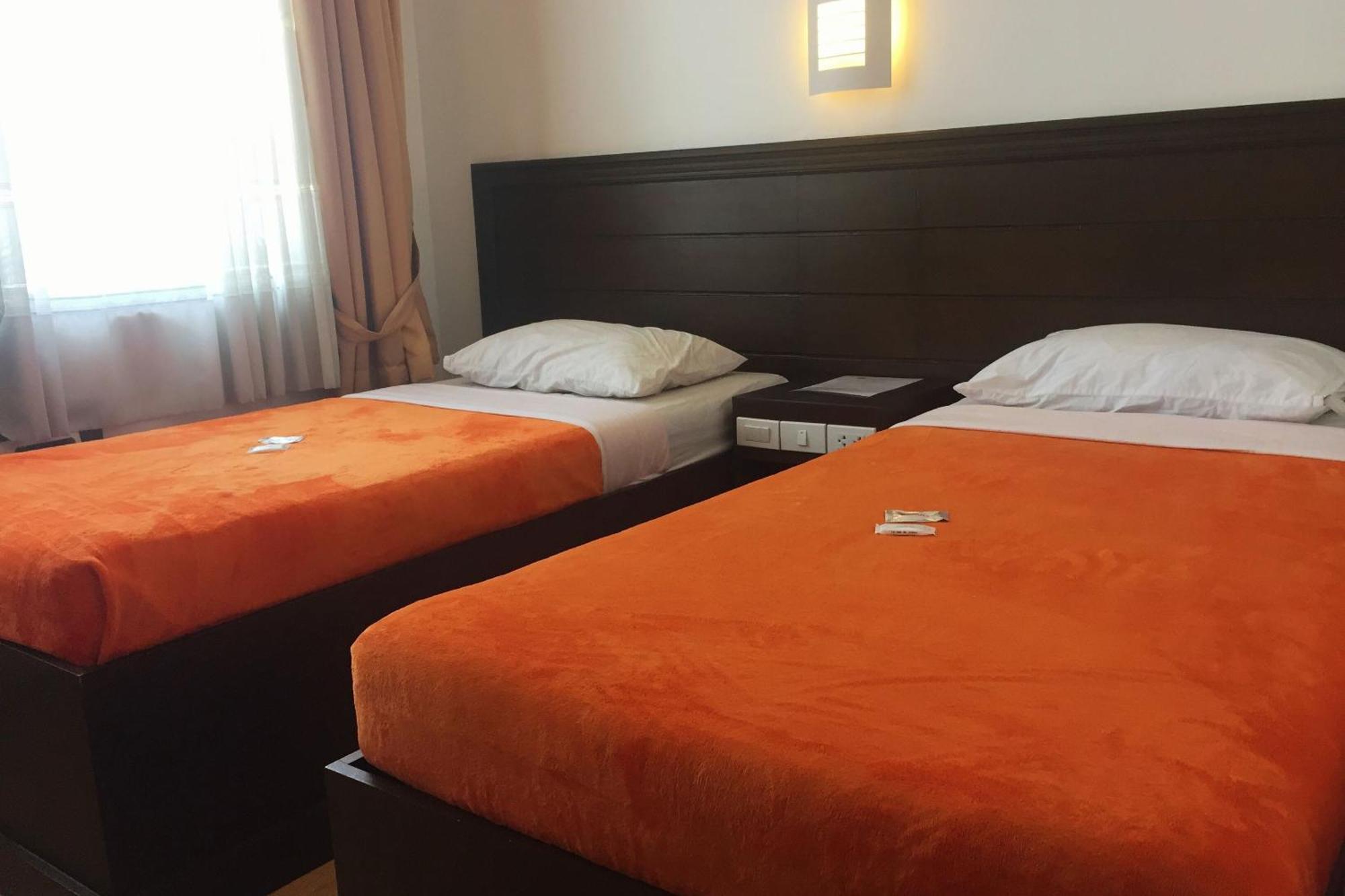 Pearli View Hotel Iloilo Powered By Cocotel Ruang foto
